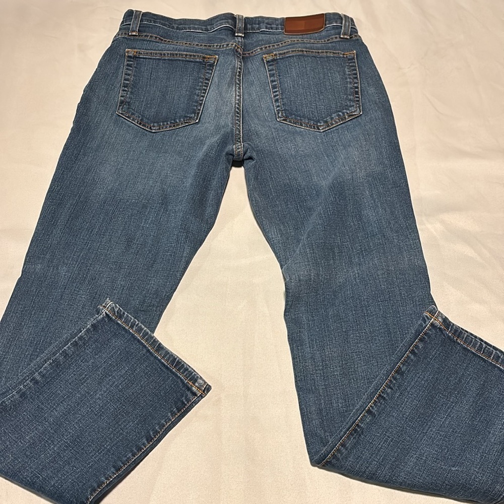 Tommy Hilfiger Men’s Classic Blue Denim Jeans - Picture 4 of 6